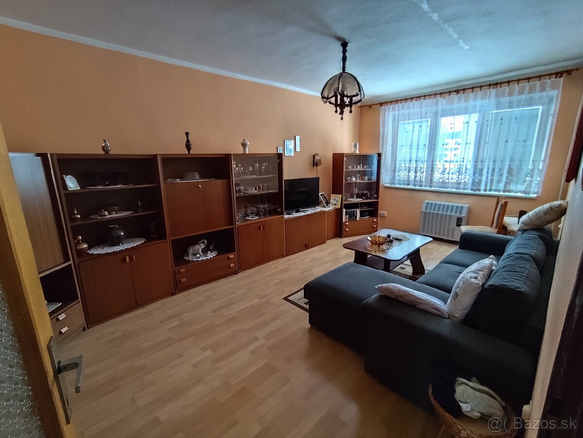 Predám 4 izbový byt v Paludzkej - 3