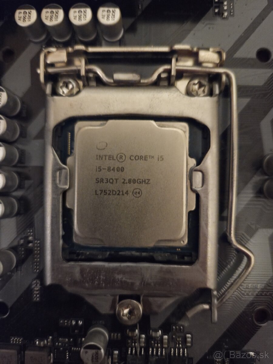 Gigabyte Z370 HD3 + Intel core i5 8400 - 3
