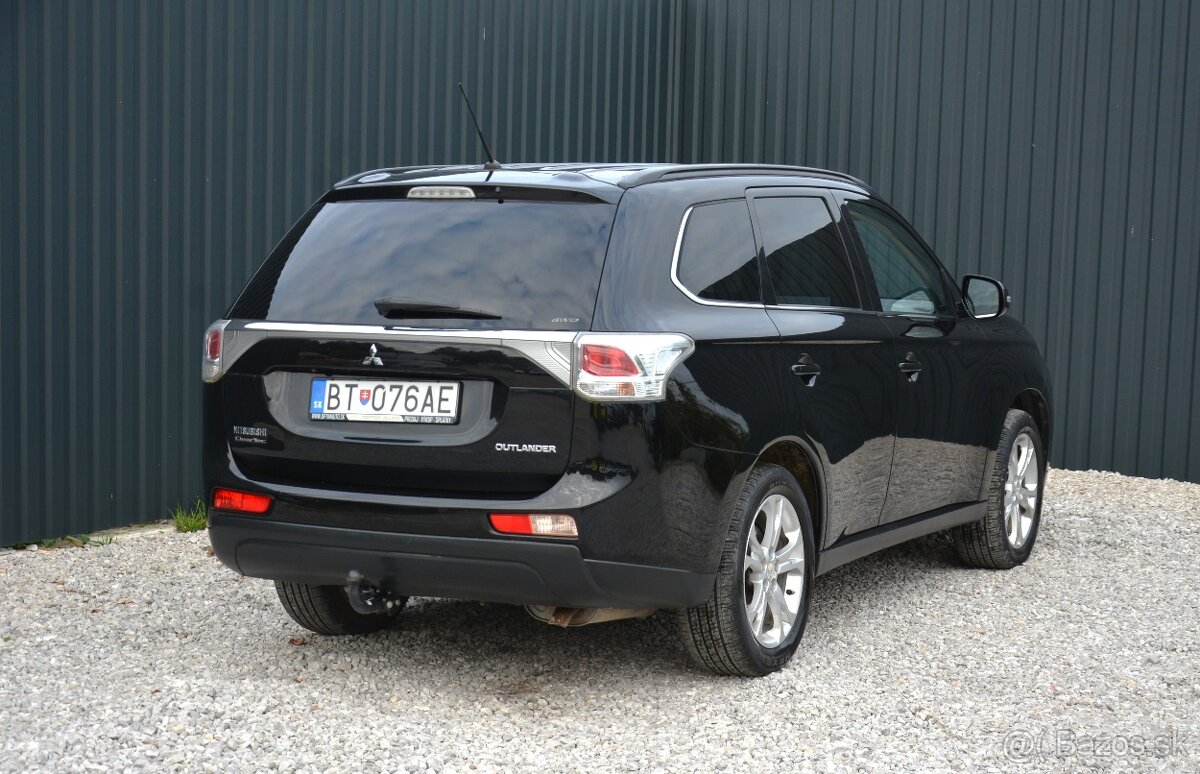 Mitsubishi Outlander 2.2 4×4 SR. voz, 7miestne - 3