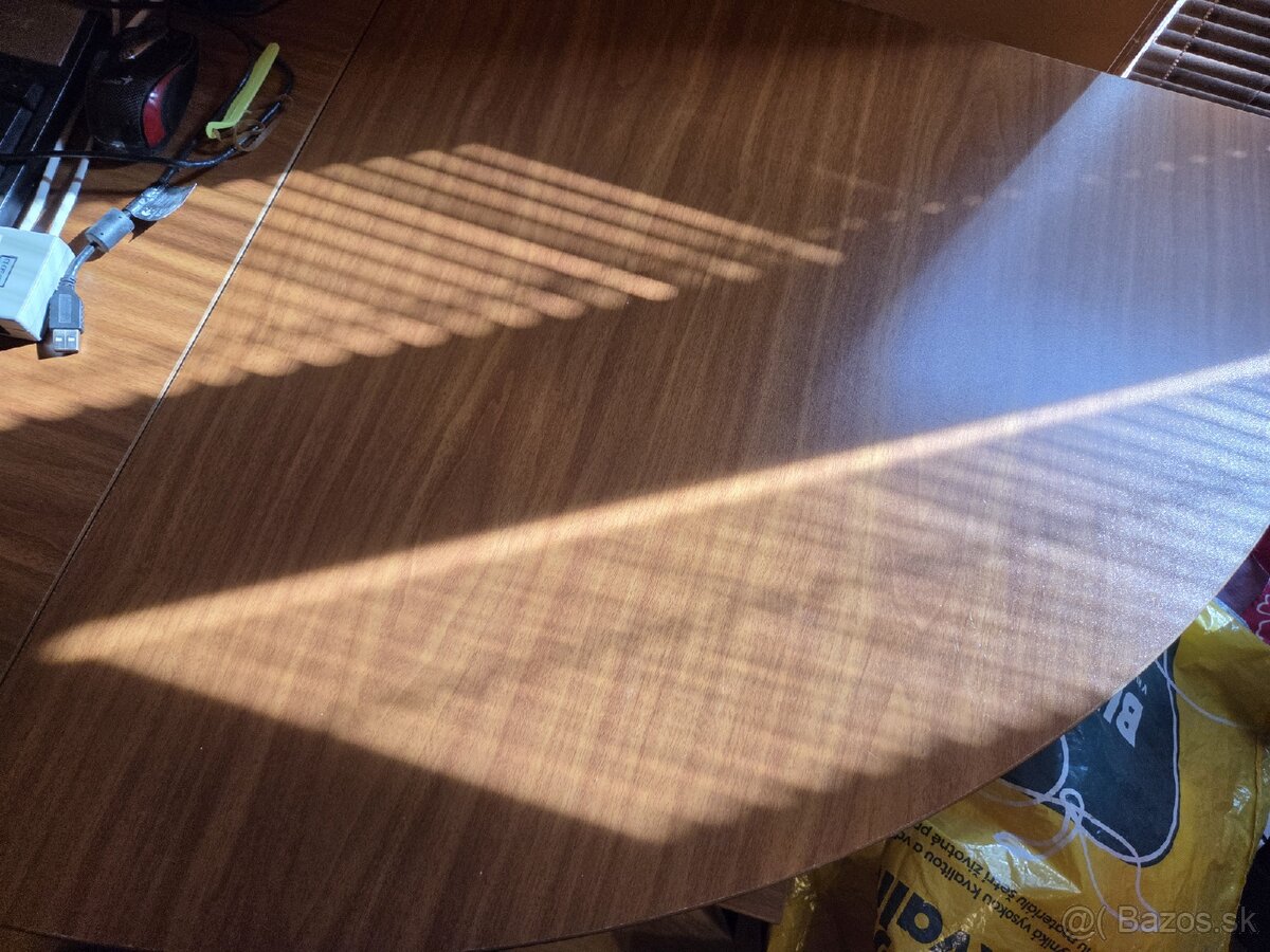 Pracovno-kancelársky stôl - 3