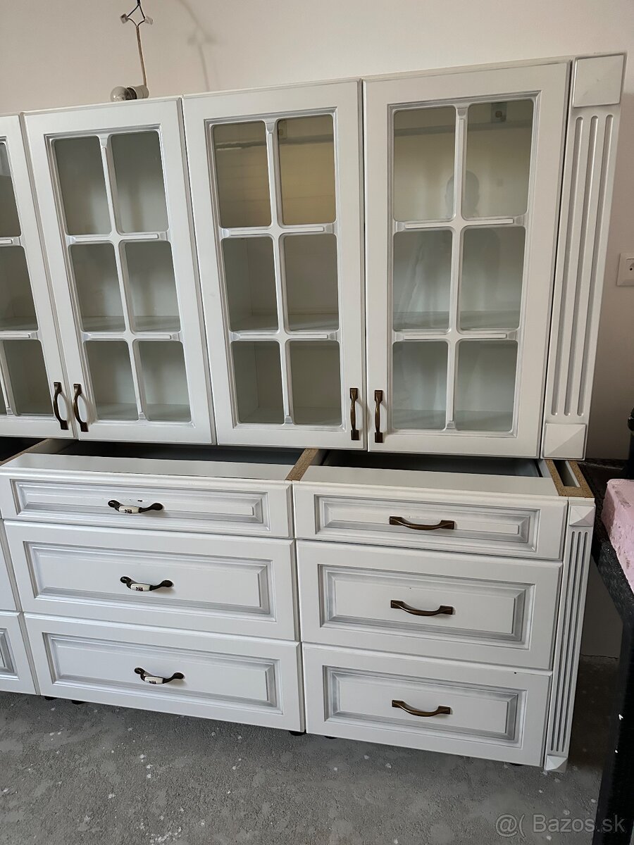 Kuchynská linka - 3