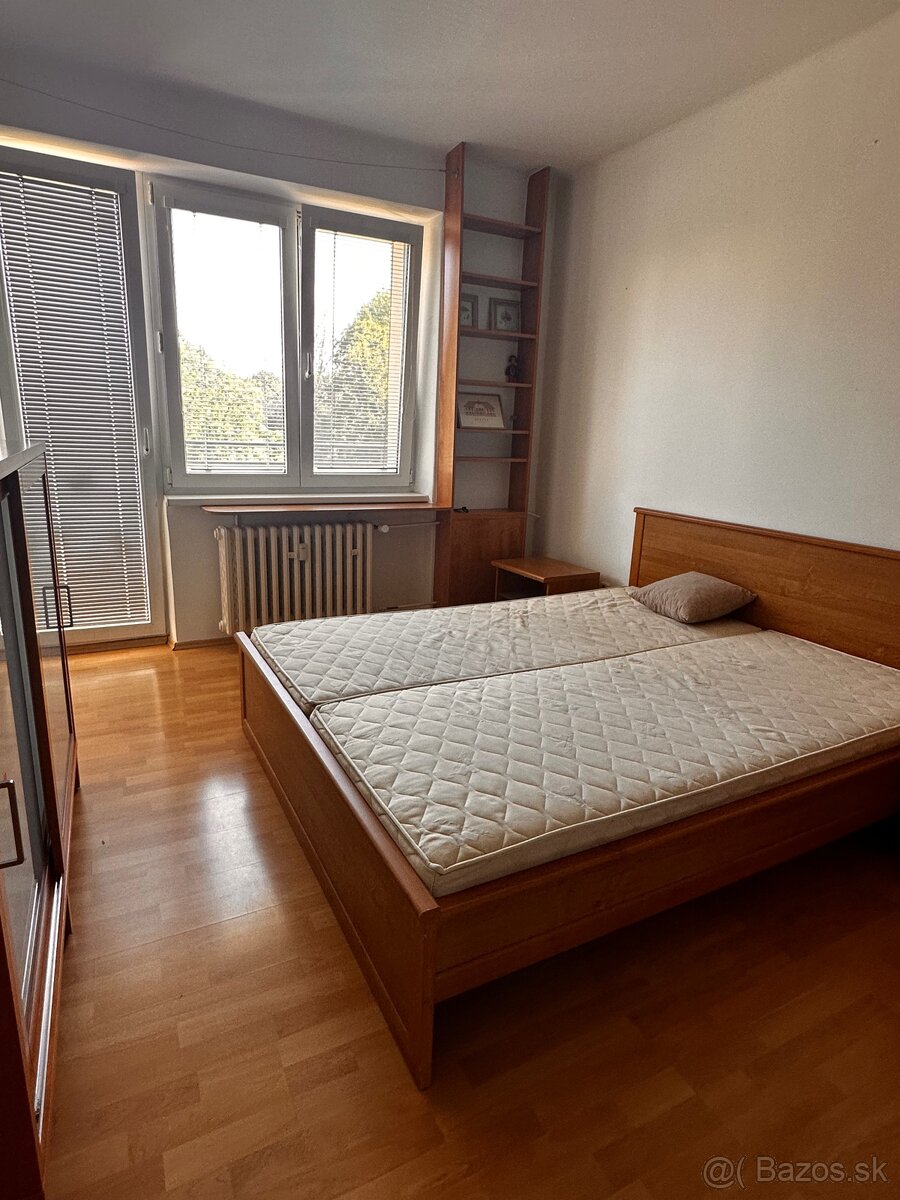 Prenájom 3-izbového bytu v Ružinove - 3