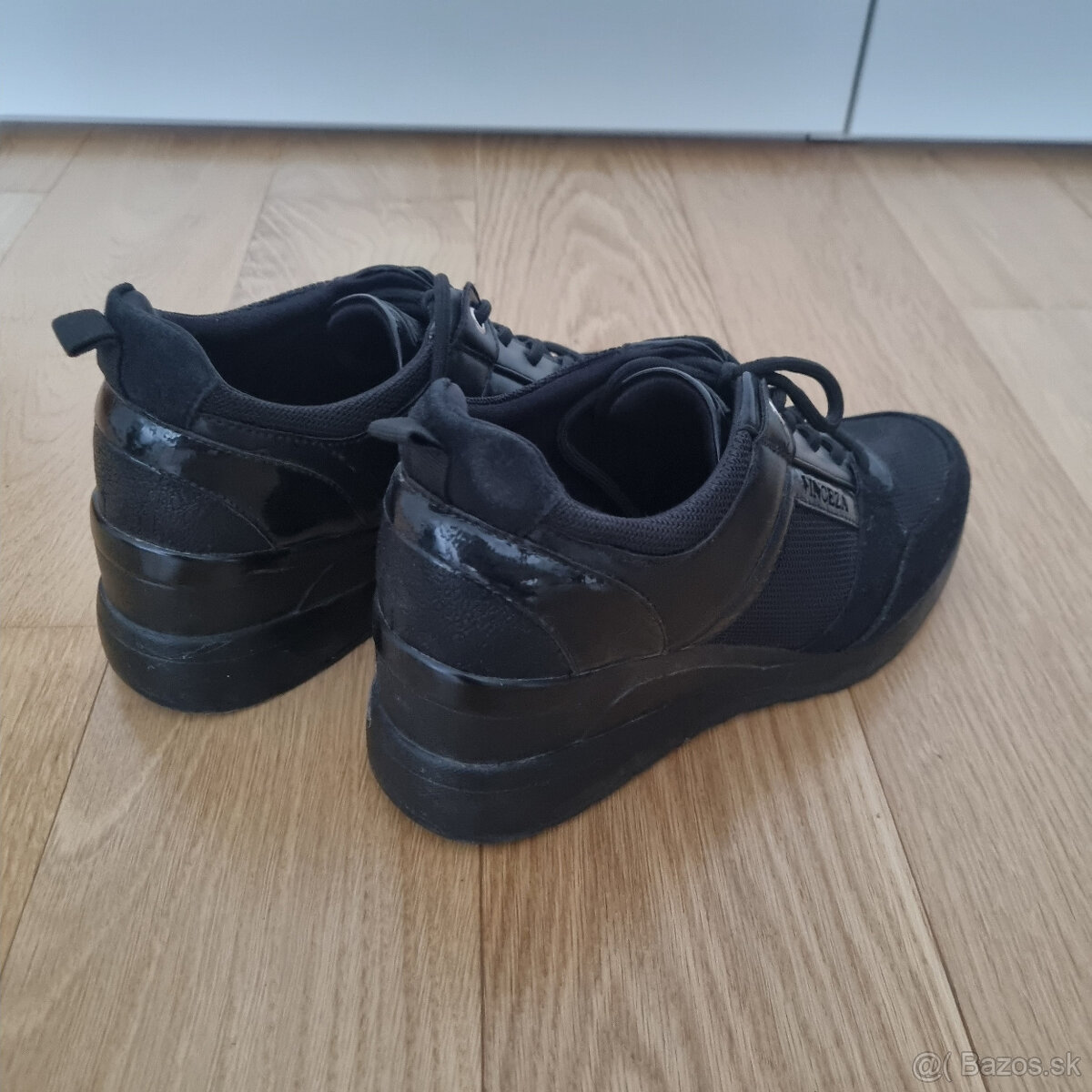 Dámske čierne tenisky - 3