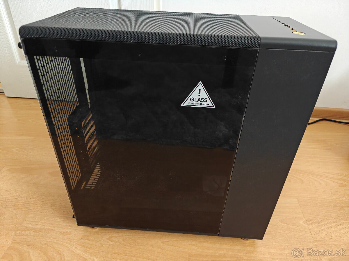 Fractal Design North, čierna s priehľadnou bočnicou - 3