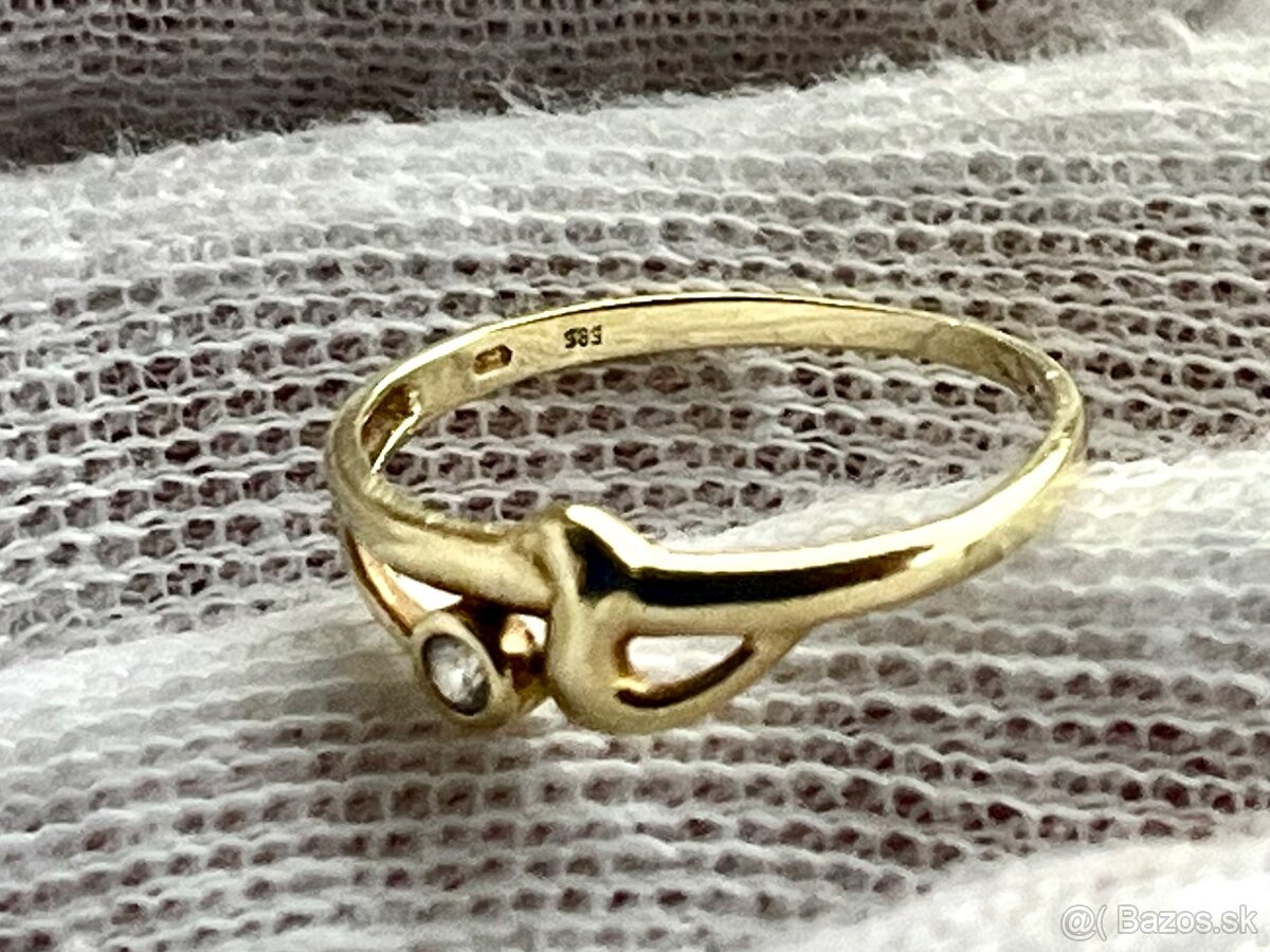 zlatý prsteň - 3
