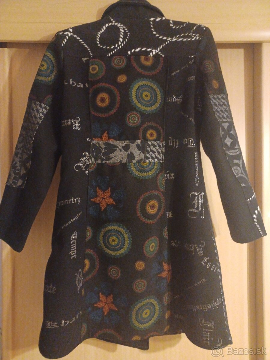 Kabát s aplikáciou - 3