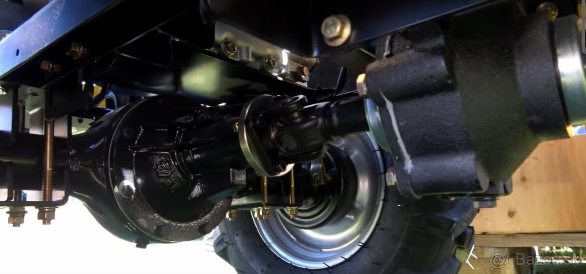 Minitraktor GARDEN T18 4x4,18HP benzín+ hydraulika + doprava - 3