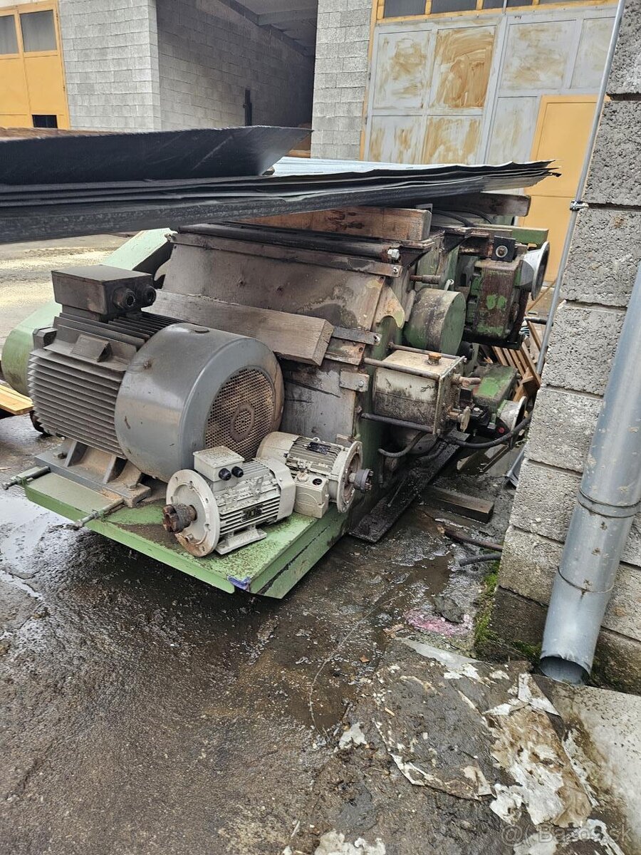 Sekačka dřevního odpadu KLOKNER 100 (8542) - 3