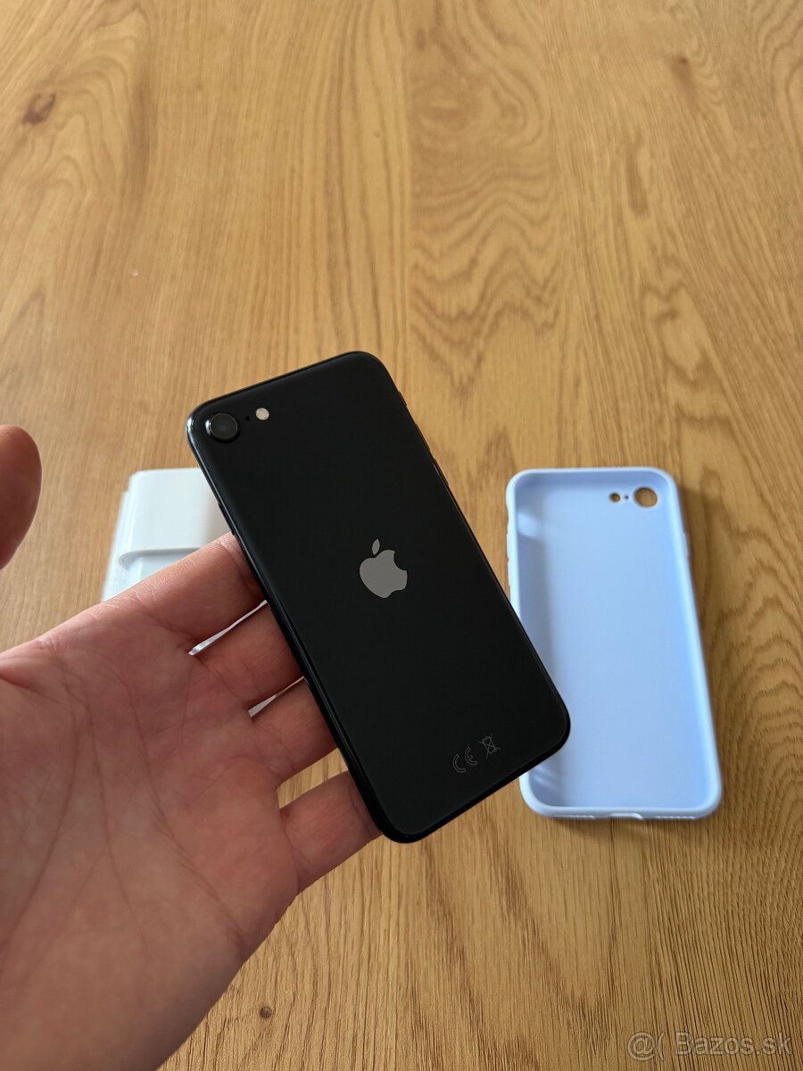 iPhone SE 2020 64 gb Black v záruke + prisleusntvo - 3