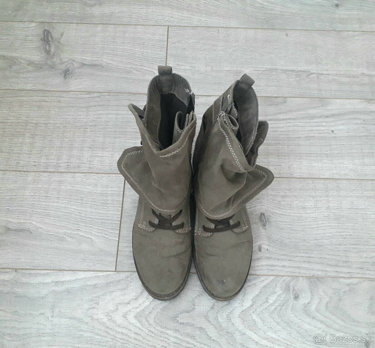 Šaty s rolákom + čižmičky - 3