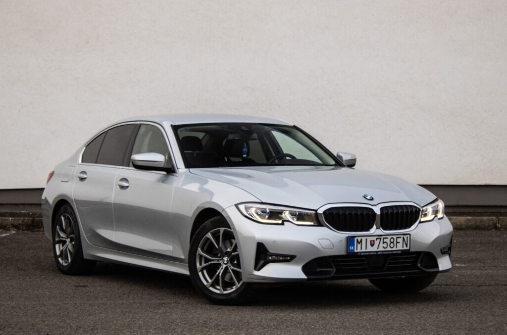 BMW 320i 2019 - 3