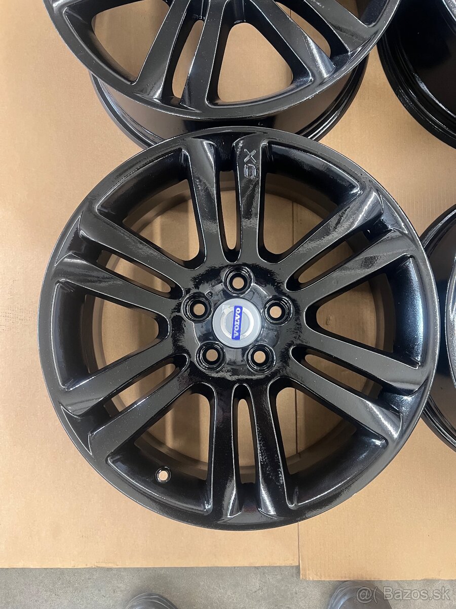 Elektrony Volvo r18 - 3