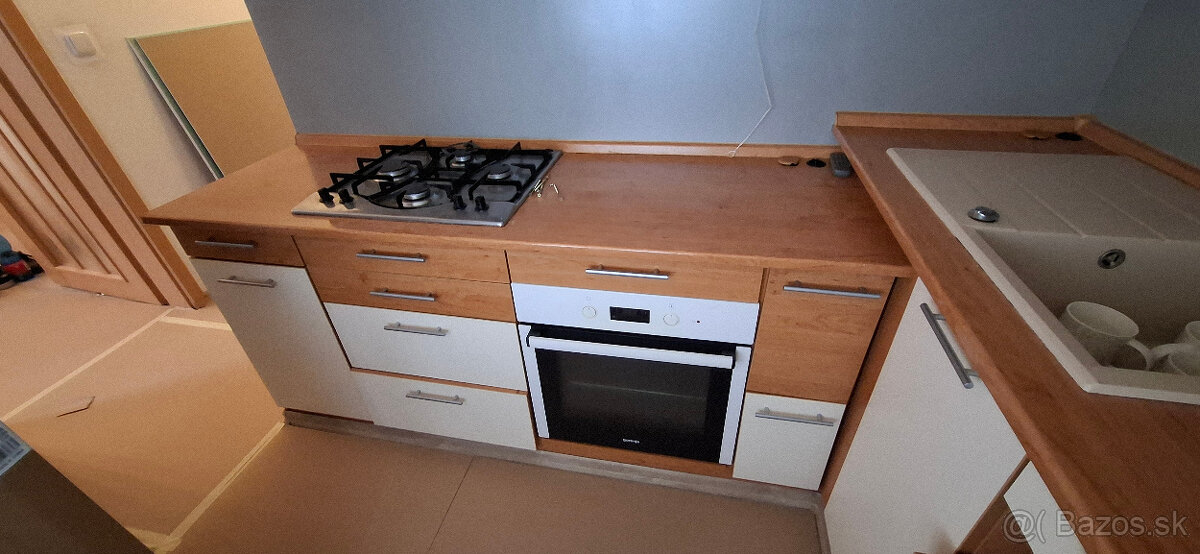 Predám Kuchynskú linku - 3
