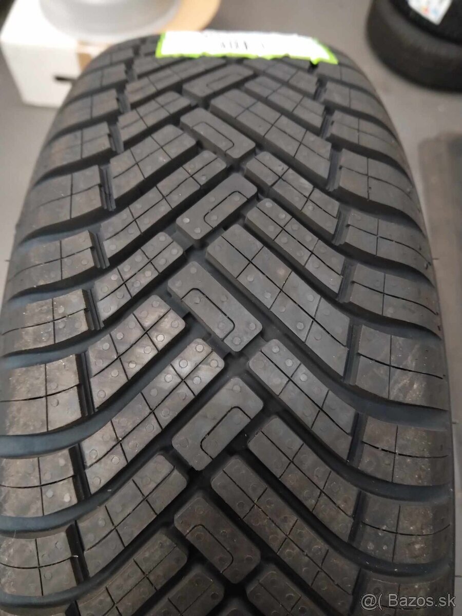 165/60 R 14 celoročné. - 3