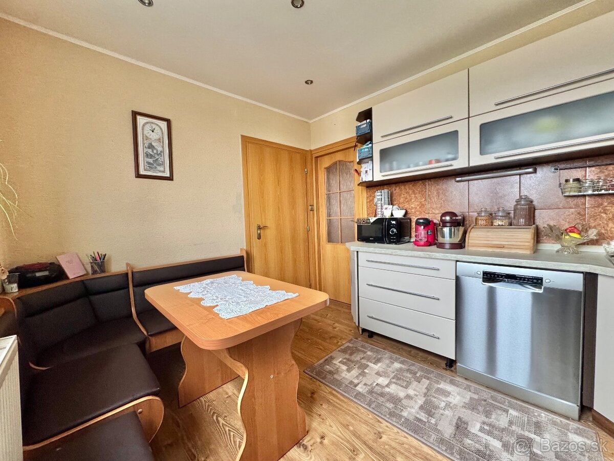 3 izbový zrekonštruovaný byt na Sídlisku Sever, Trebišov - 3