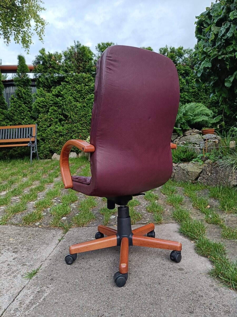 manažérske kreslo - 3