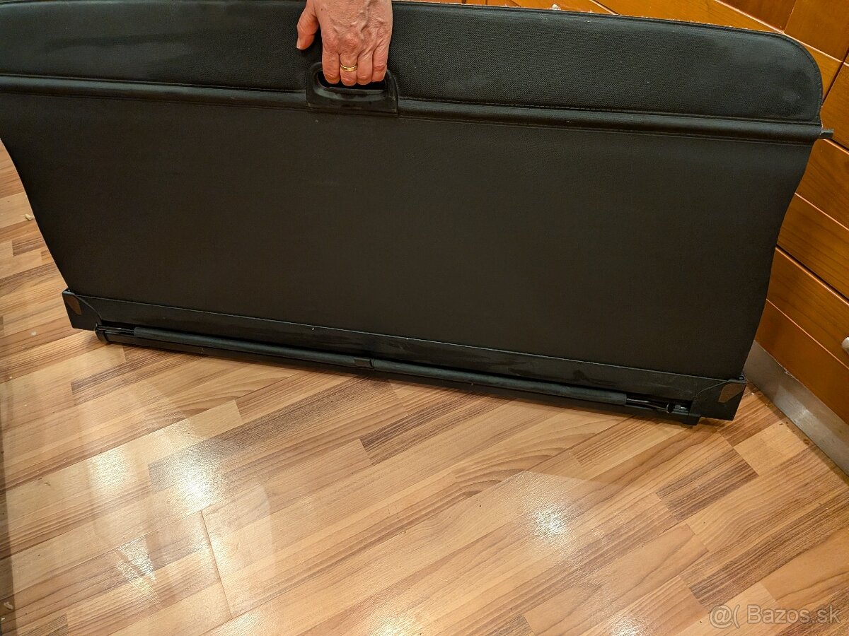 Cierna roletu do kufra BMW X5 E 70 - 3