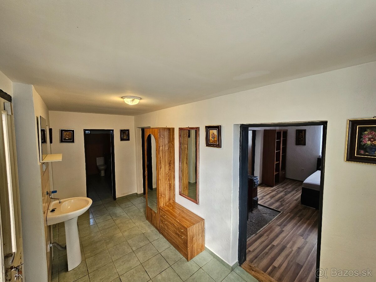 Prenajmem 3 izbovy rod. dom - 3