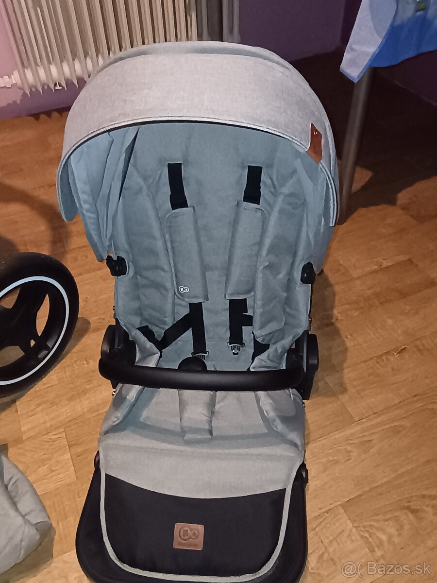 Predám kočík Kinderkraft everyday 2 v 1 light grey - 3