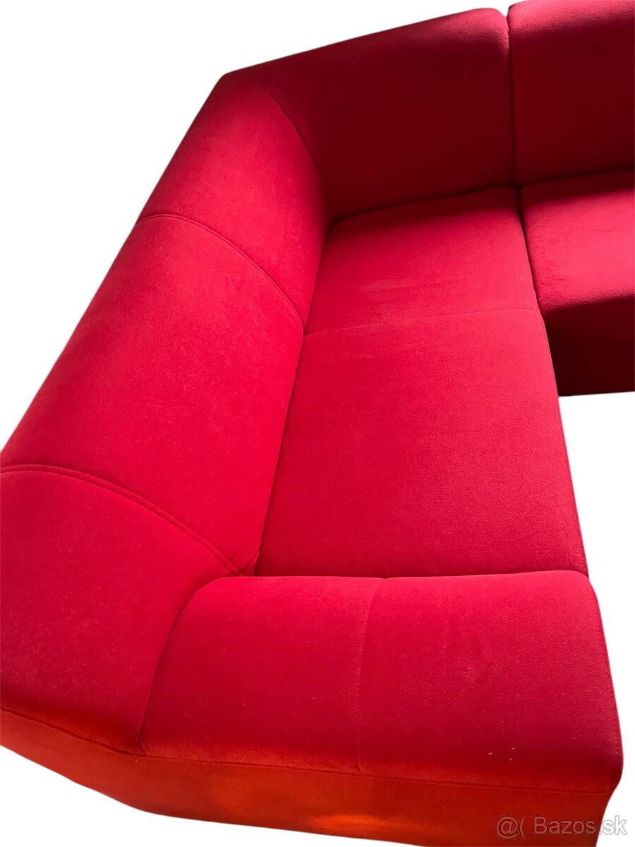ROHOVÁ SEDAČKA - 3