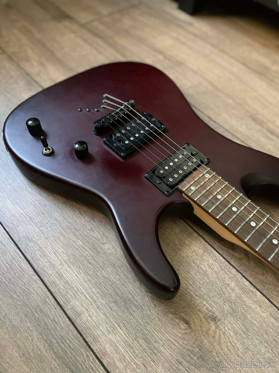 Elektricka gitara Dean Vendetta - 3