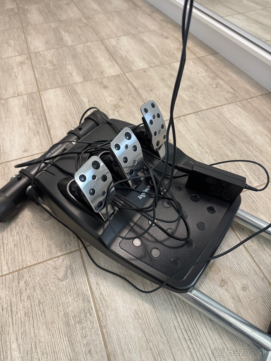 Logitech g29 + páka + stojan - 3