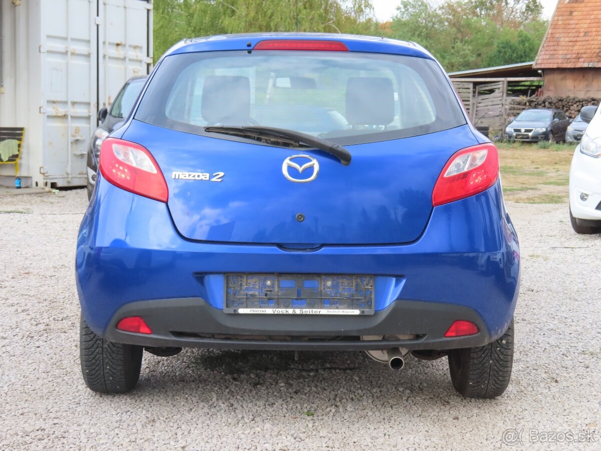 Mazda 2 - 3