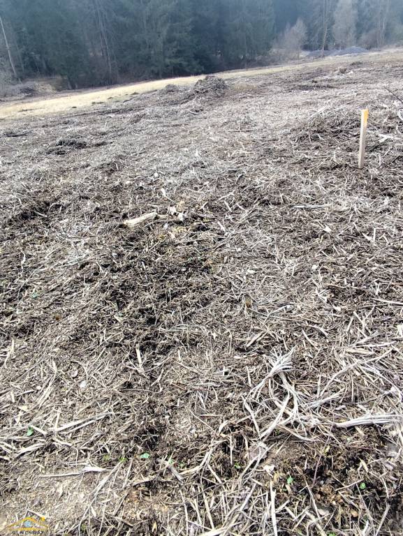 Predaj:Rovinatý stavebný pozemok v obci Raková(301-P) - 3