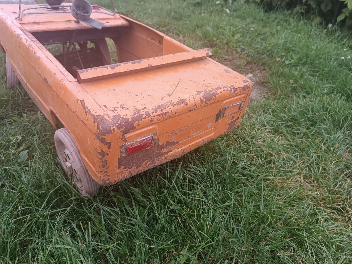 Slapacie autičko - 3