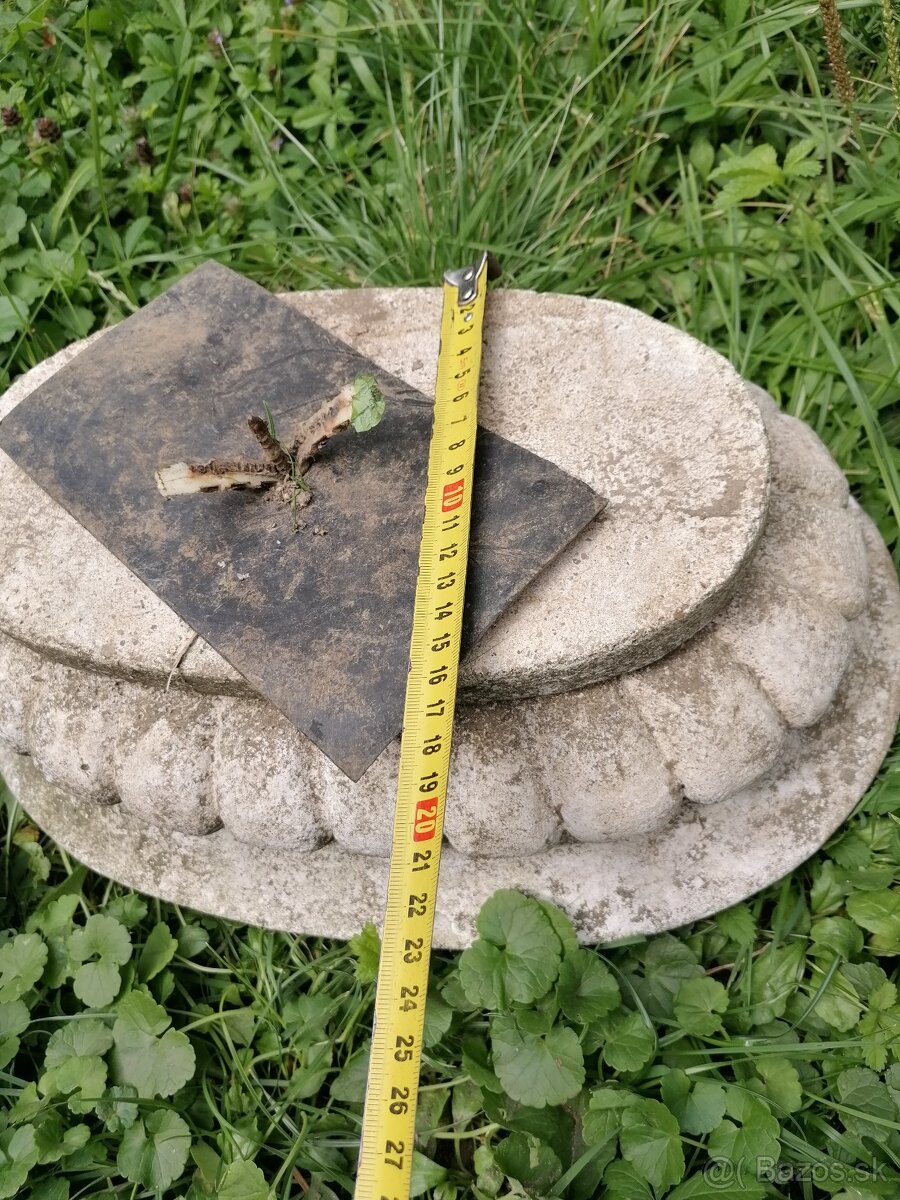 Betonove kvetinace 2ks - 3