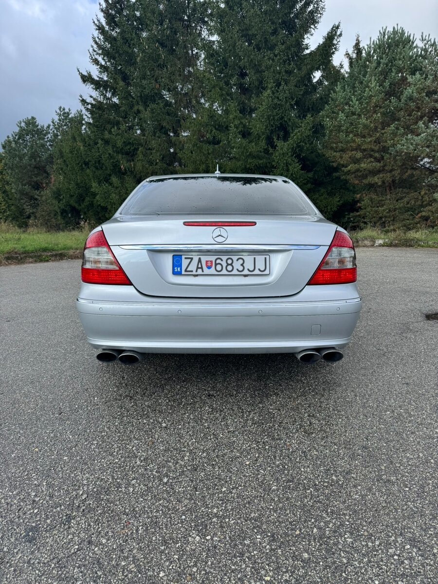 Mercedes-Benz w211 E550 4matic 300KW - 3