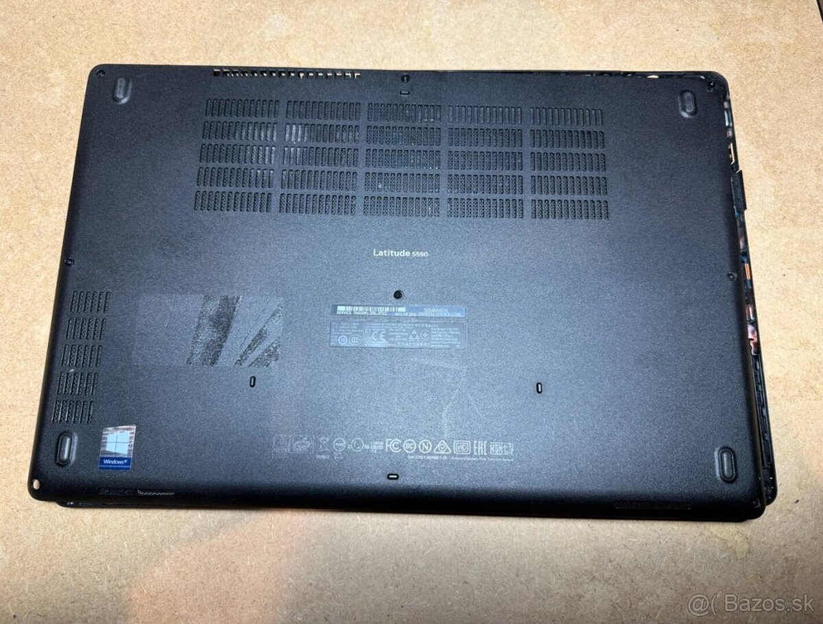 redám notebook Dell 5590 na diely alebo opravu. - 3