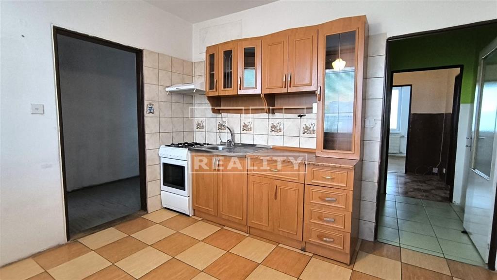 RezervovanéNa predaj 3,5 izbový byt vo vyhľadávanej... - 3