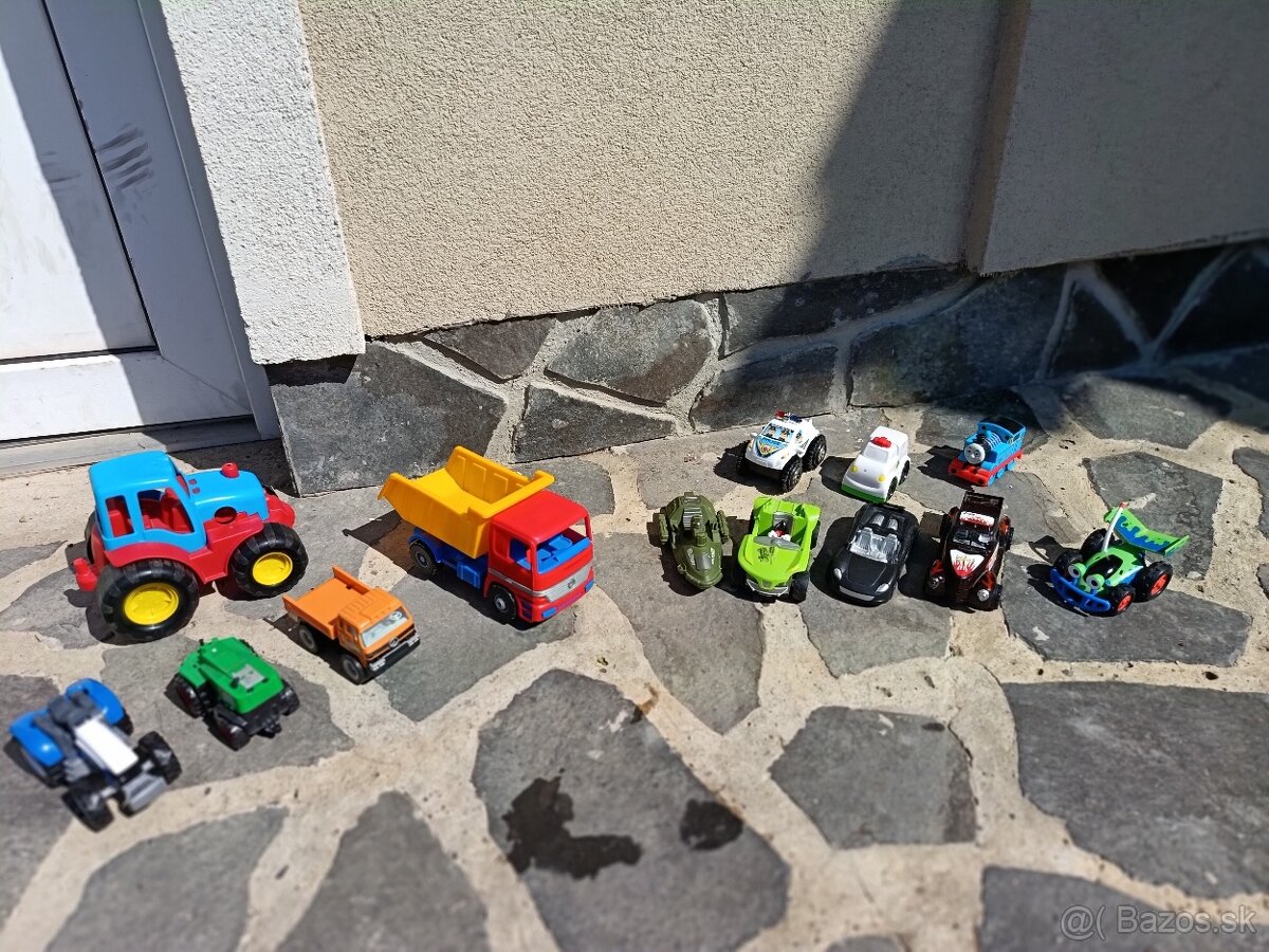 Predám hračky do piesku, autíčka,ruksak. - 3