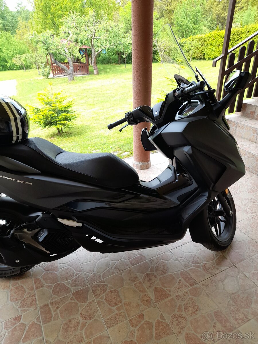 Honda Forza 125 - 3