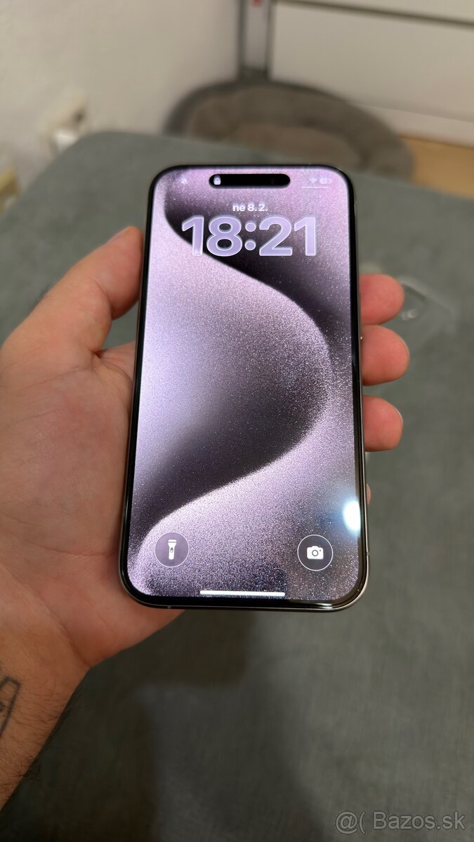 iPhone 15 pro 128gb Natural Titanium - 3