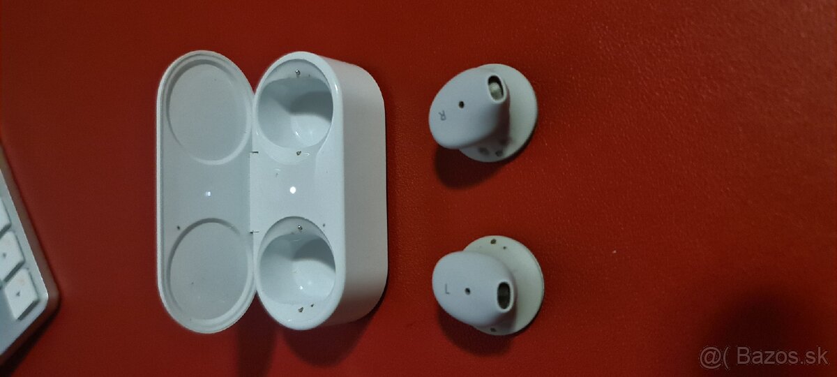 Microsoft Surface Earbuds - 3