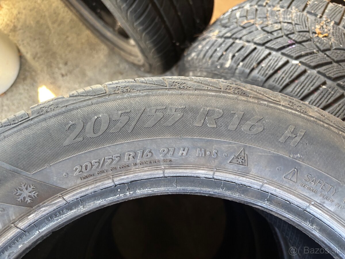 Predám gumy 205/55 R16 - 3