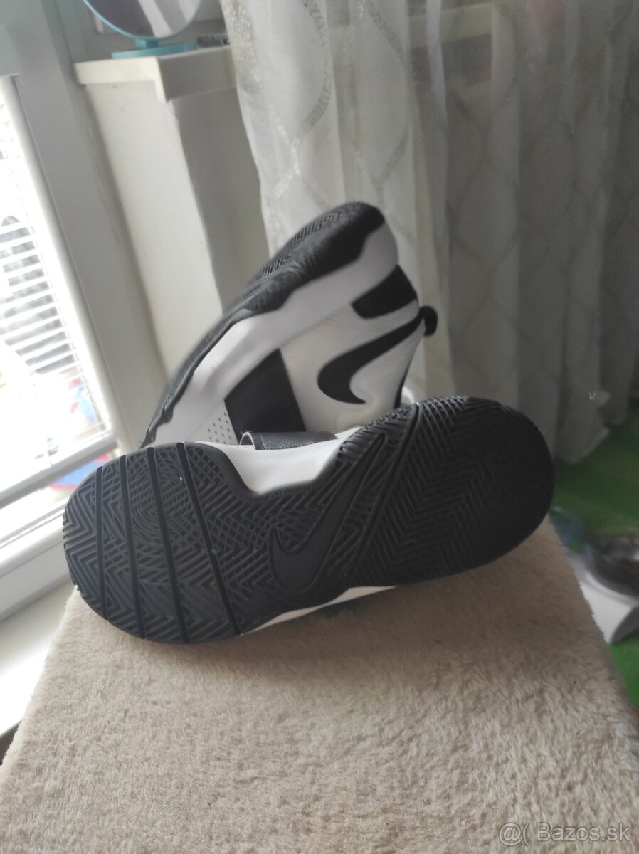 Botasky NIKE - 3
