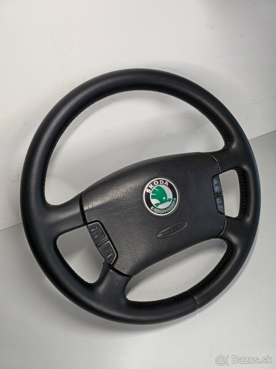 Multifunkčný volant Škoda Octavia Superb - 3