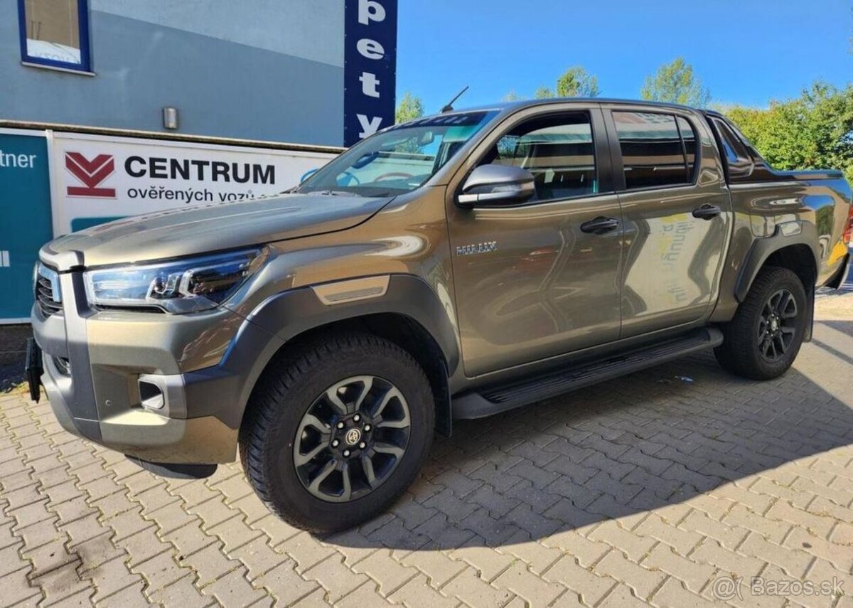 Toyota Hilux 2.8-INVINCIBLE SPORT-1.maj-DPH