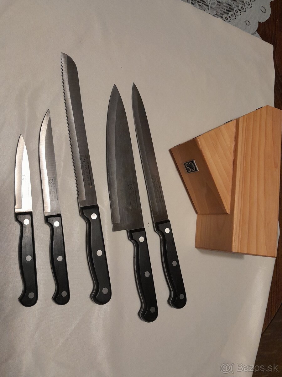 Sada nožov v bloku - 3