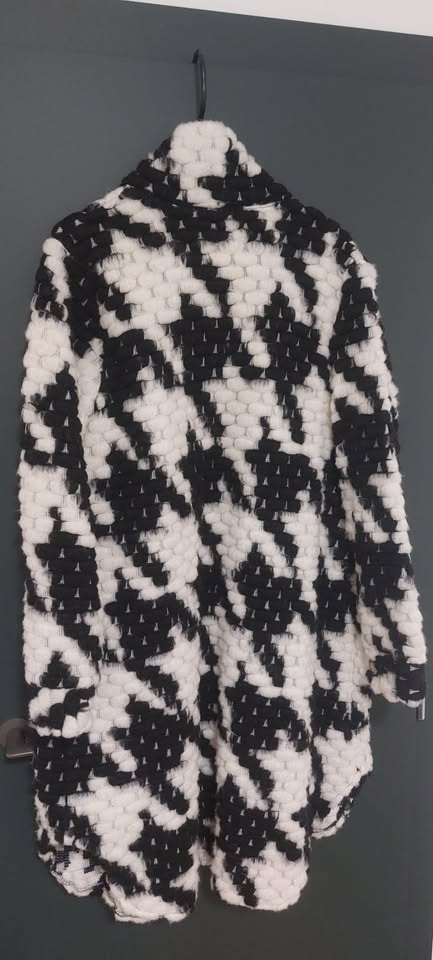 Kabát - úplne nový (veľkosť 38) vhodný na jeseň/zimu - 3