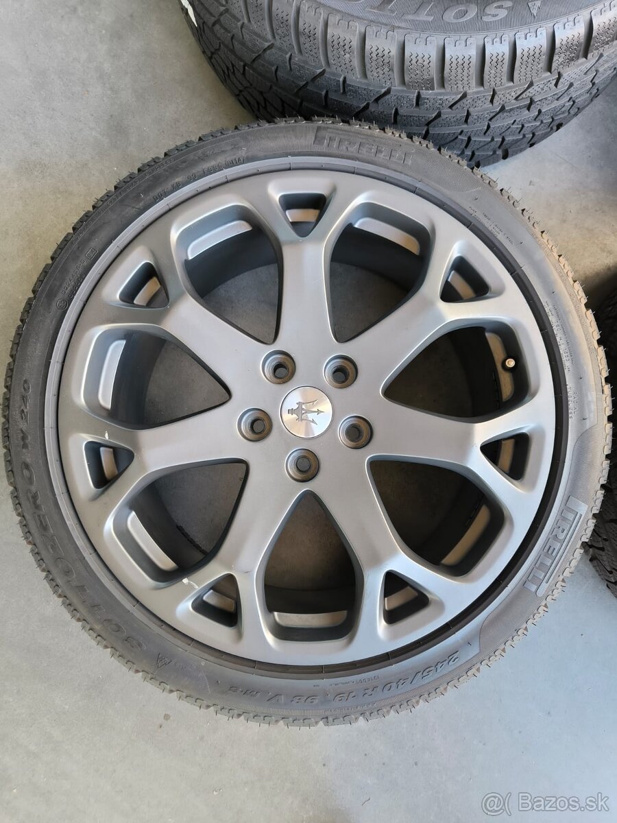 Maserati disky 19" + Pirelli Sottozero — zimný komplet - 3