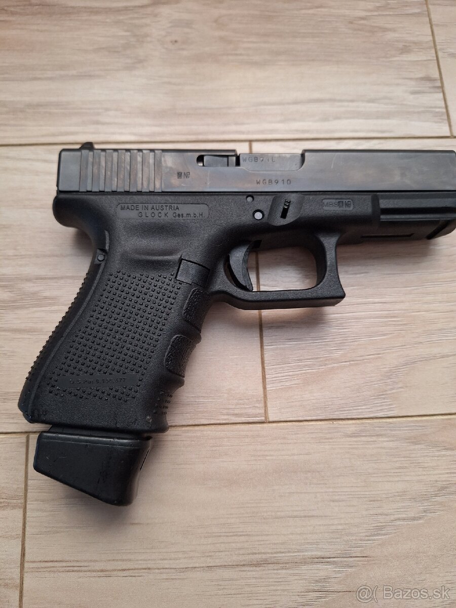 Glock 19, 4 gen - 3