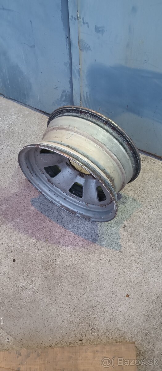 Plechové disky Toyota 6x139,7 R15 7J