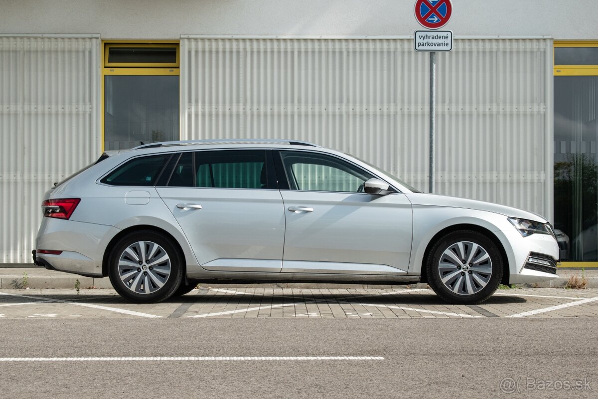 Škoda Superb Combi 1.4TSI iV - 3