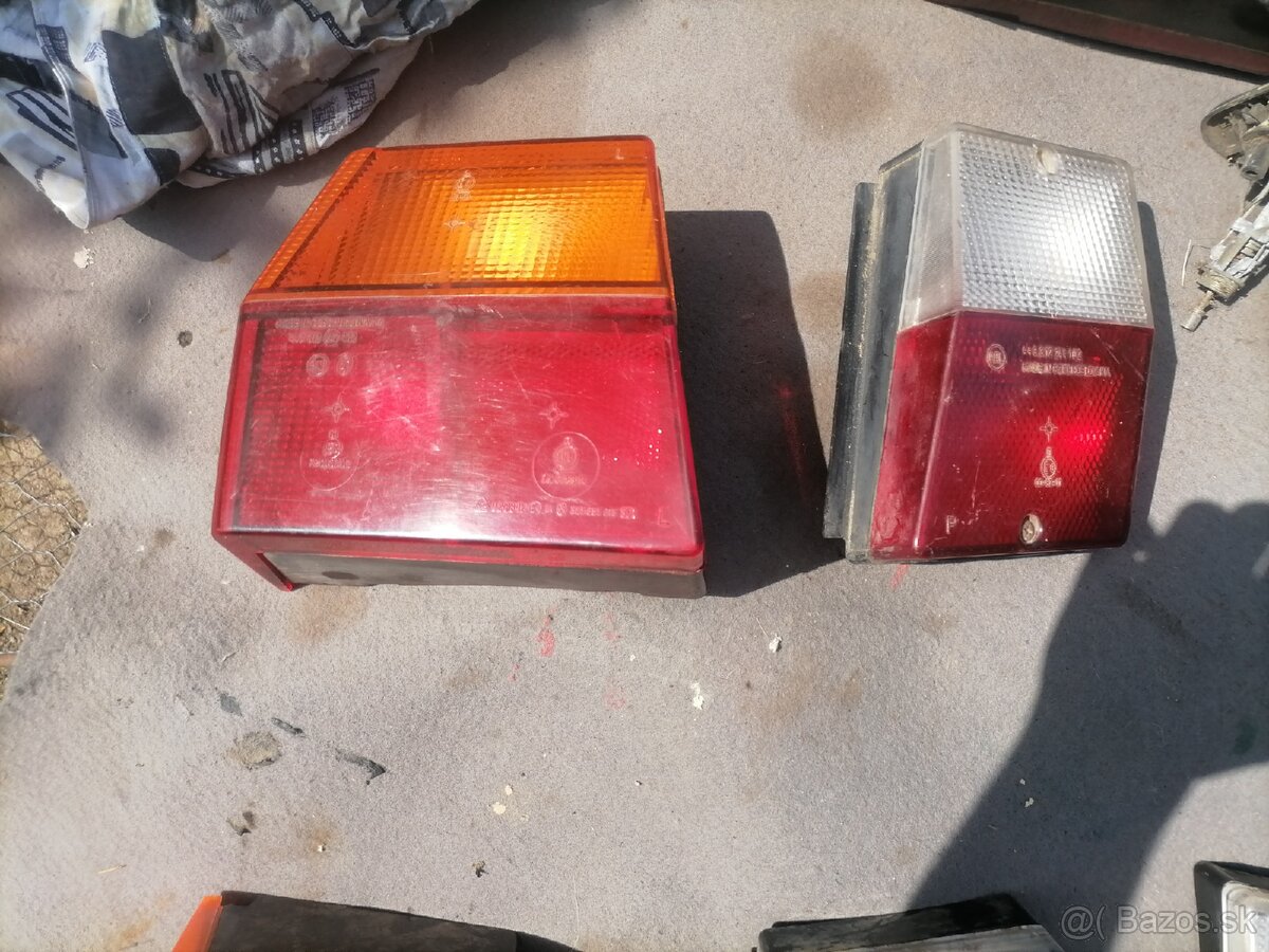 Zadné Svetlá škoda Favorit - 3