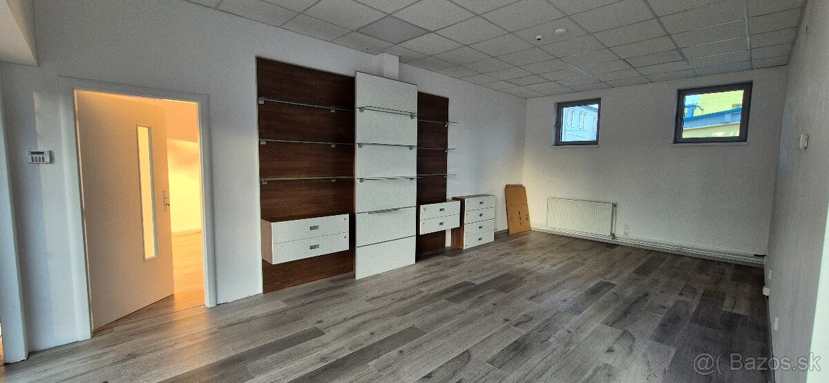 Prenajom kancelarie Banska Bystrica Jegorovova - 3