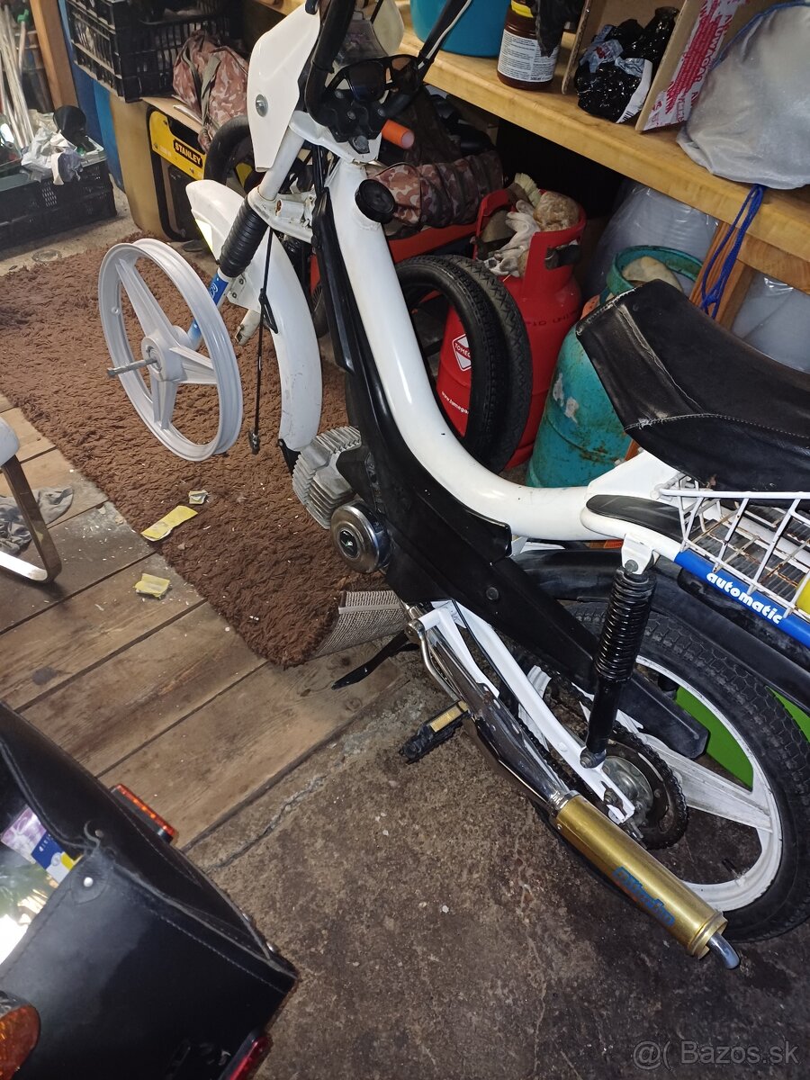 Moped Korádo 2 kw - 3